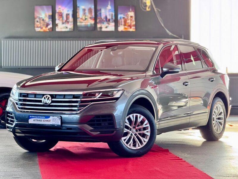 Grau Gebraucht 2019 VW Touareg SUV | 37.500 € (Guter Preis) - Bild 1/4