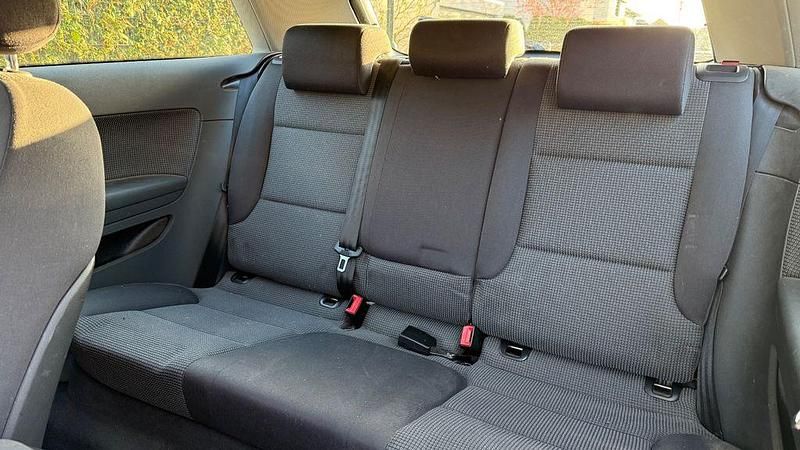 Second-hand Audi A3 Ambition 105 CP (77 kW) 2007 Gri Hatchback