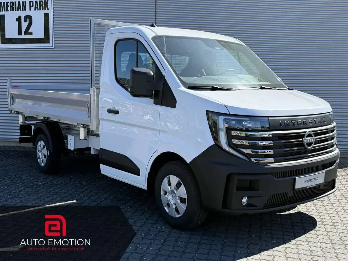 Neu Nissan Interstar S 150 PS (110 kW) 2026 Mineral weiß Van