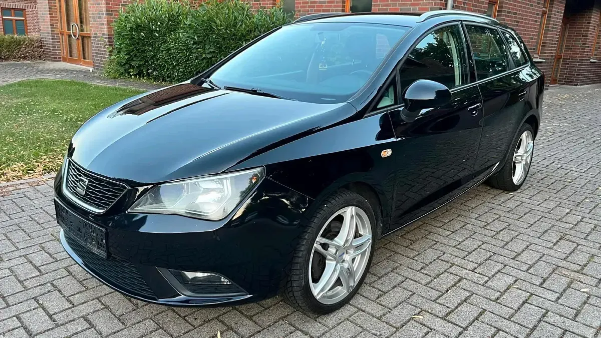 Gebraucht Seat Ibiza ST 105 PS (77 kW) 2015 Schwarz Kombi