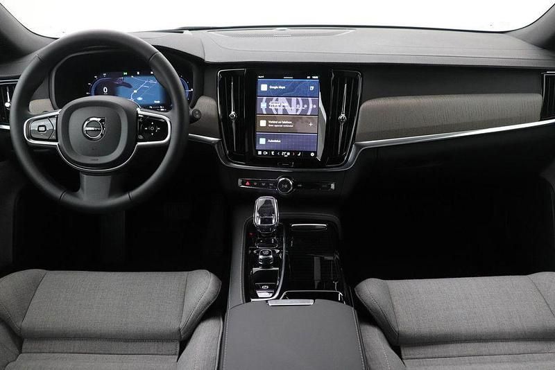 Gebraucht Volvo V90 Plus 349 PS (256 kW) 2024 Blau Kombi