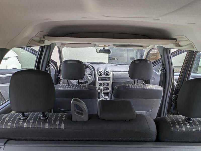 Gebraucht Dacia Logan MCV Lauréate 105 PS (77 kW) 2012 Schwarz Van / Kleinbus