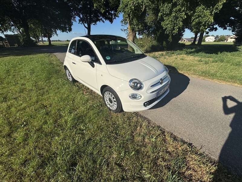 Weiß Gebraucht 2018 Fiat 500 Lounge Kleinwagen | 11.500 € (Teuer) - Bild 1/4