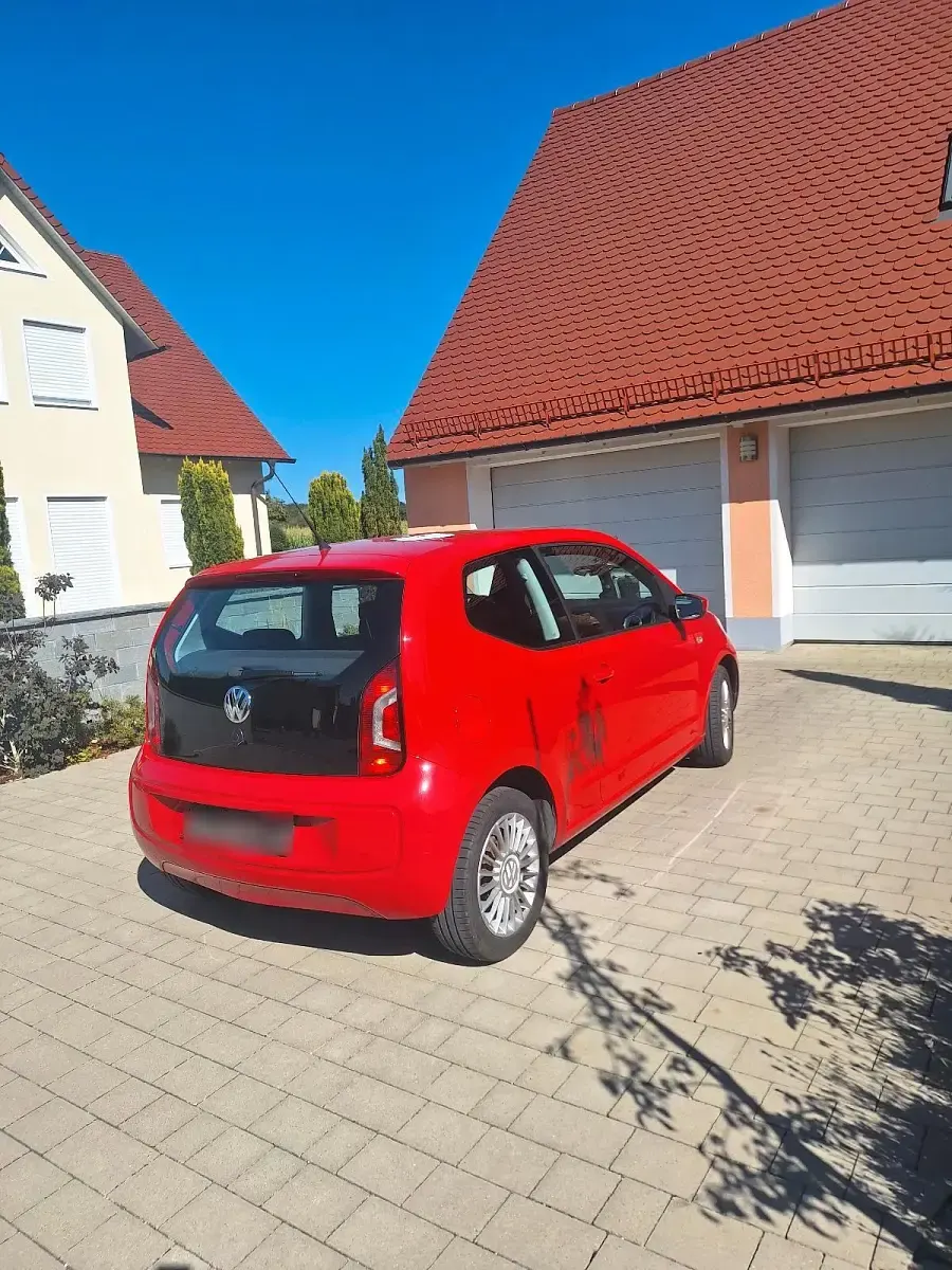 Gebraucht VW up! 60 PS (44 kW) 2012 Rot Kleinwagen