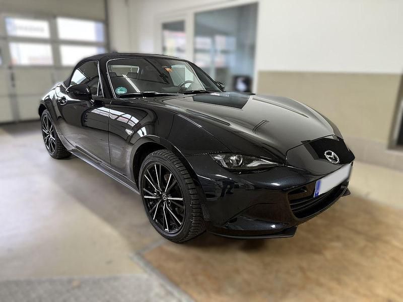 Gebraucht Mazda MX5 Exclusive-Line 184 PS (135 kW) 2024 Jet black Cabrio