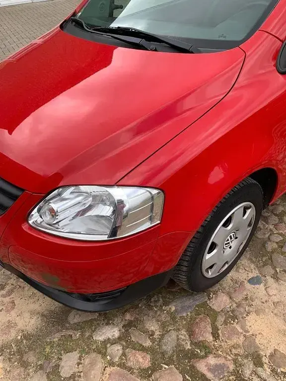 Używany VW Fox Refresh 54 KM (39 kW) 2009 Czerwony Hatchback