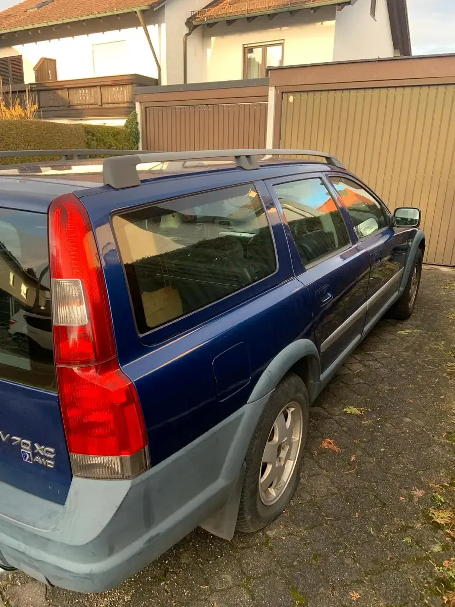 Gebraucht Volvo XC70 200 PS (147 kW) 2002 Schwarz Kombi