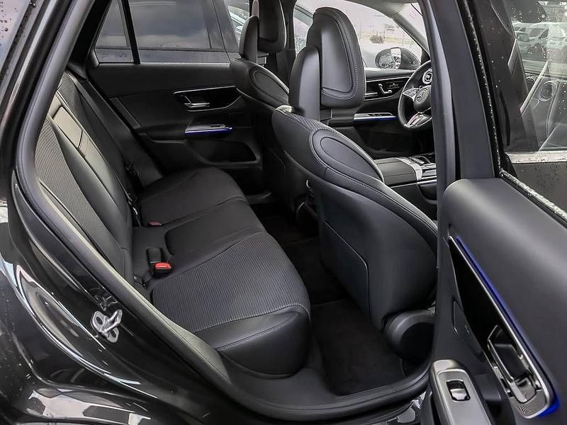 Gebraucht Mercedes GLC200 Advanced Plus 204 PS (150 kW) 2024 Grau SUV