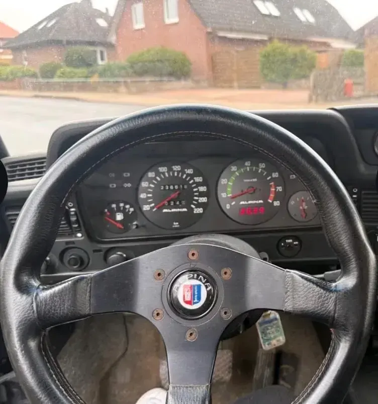 Gebraucht BMW 323 143 PS (105 kW) 1981 Coupé