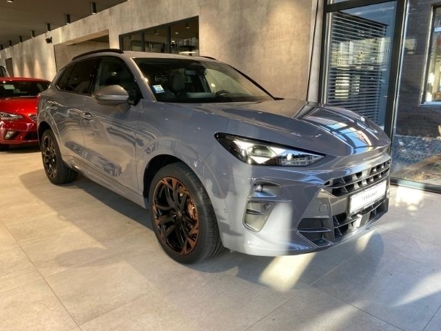 Grau Neu 2024 Cupra Terramar VZ SUV | 53.990 € (Etwas zu teuer) - Bild 1/4