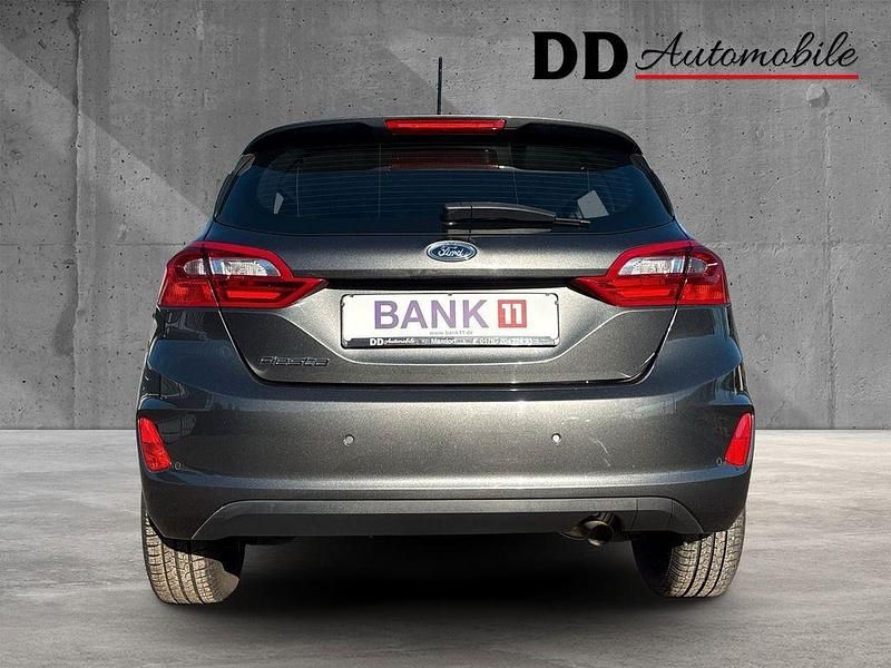 Gebraucht Ford Fiesta Cool & Connect 86 PS (63 kW) 2019 Grau Kleinwagen