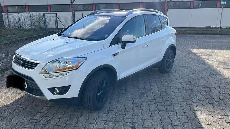Gebraucht Ford Kuga S 140 PS (102 kW) 2012 Weiß SUV