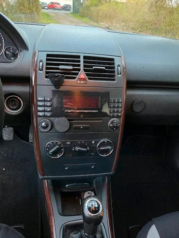 Gebraucht Mercedes A150 2008 Silber Kleinwagen