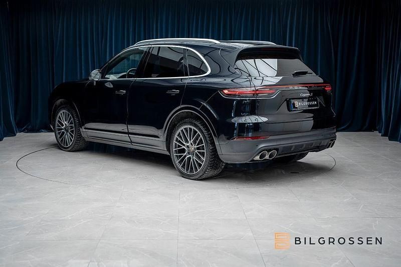 Gebraucht Porsche Cayenne S 441 PS (324 kW) 2018 Schwarz SUV