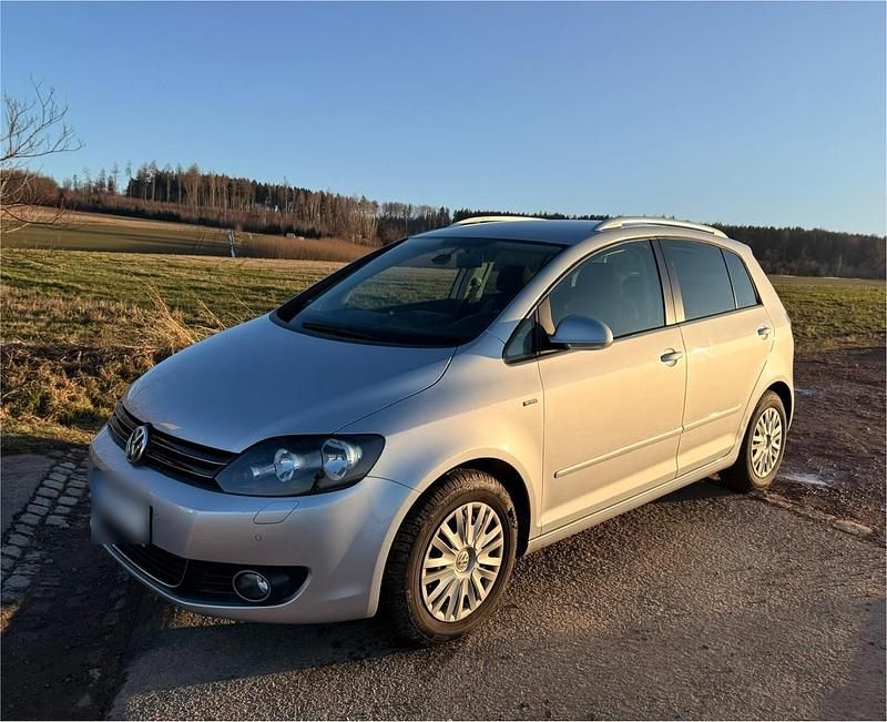 Gebraucht VW Golf VI 105 PS (77 kW) 2013 Silber Kleinwagen
