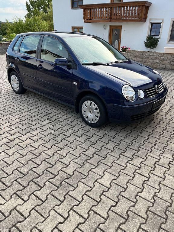Blau Gebraucht 2005 VW Polo Cricket Limousine | 1.200 € (Superpreis) - Bild 1/4