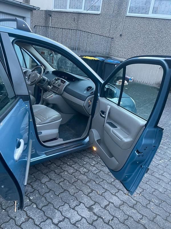 Gebraucht Renault Scénic II 135 PS (99 kW) 2005 Blau Van / Kleinbus