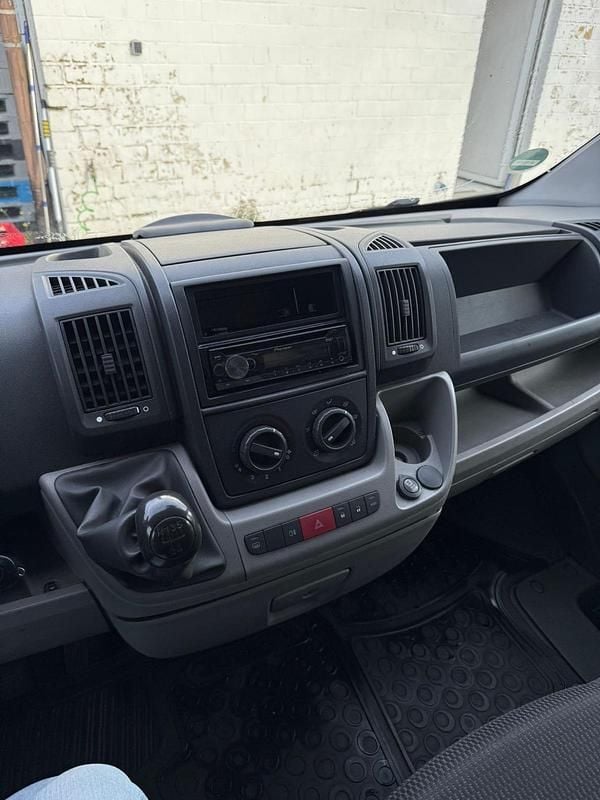 Gebraucht Citroën Jumper 101 PS (74 kW) 2011 Silber Van / Kleinbus