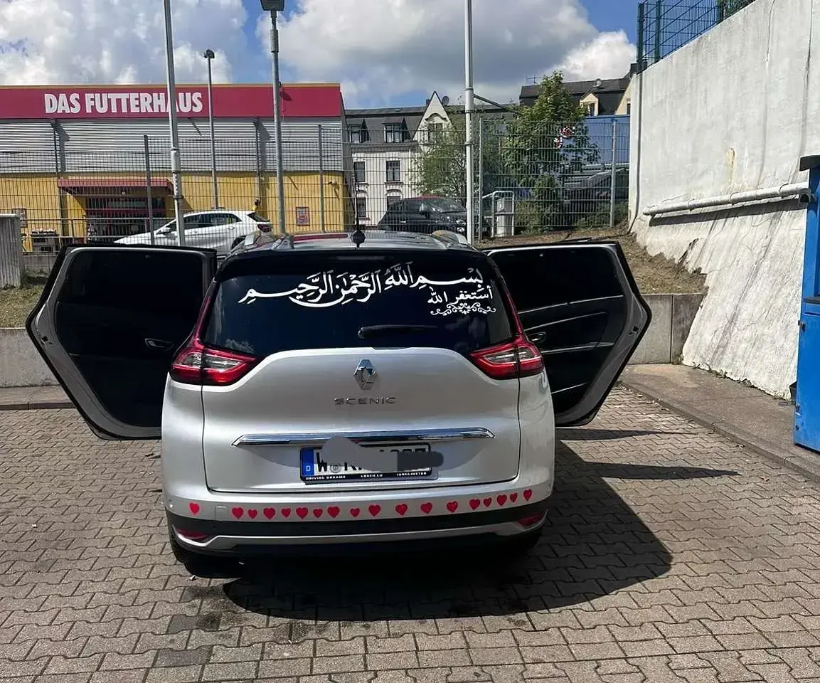 Gebraucht Renault Scénic IV Initiale Paris 160 PS (117 kW) 2018 Van / Kleinbus