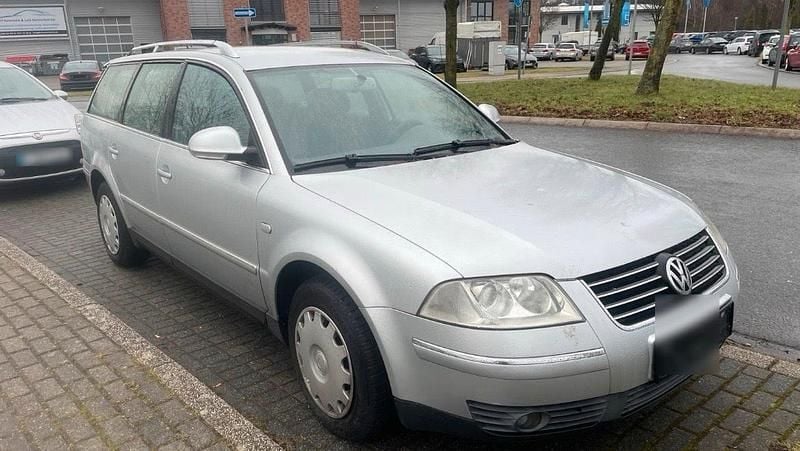 Second-hand VW Passat 116 CP (85 kW) 2003 Argintiu Break