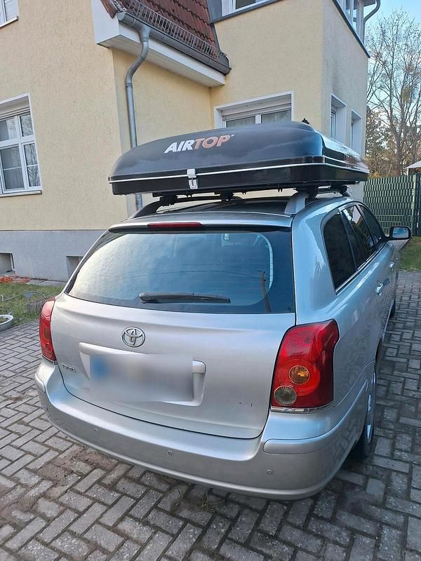 Gebraucht Toyota Avensis Sol 129 PS (94 kW) 2004 Kombi