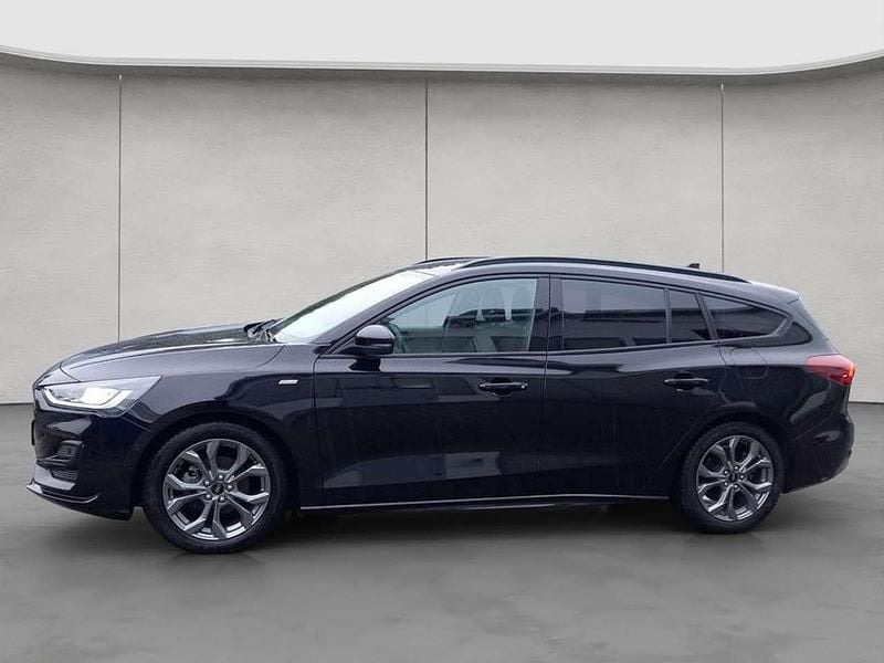 Gebraucht Ford Focus ST-Line X 155 PS (114 kW) 2024 Agate black metallic Kombi