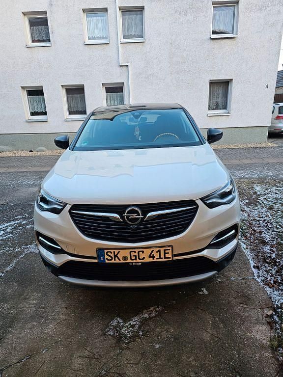 Weiß Gebraucht 2020 Opel Grandland X Innovation SUV | 18.900 € (Superpreis) - Bild 1/4