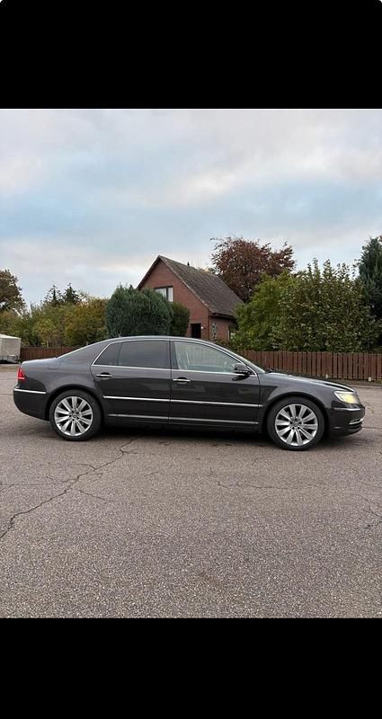 Second-hand VW Phaeton 245 CP (180 kW) 2012 Berlinǎ