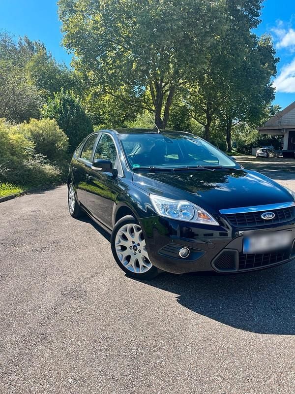 Gebraucht Ford Focus 125 PS (91 kW) 2008 Schwarz Limousine