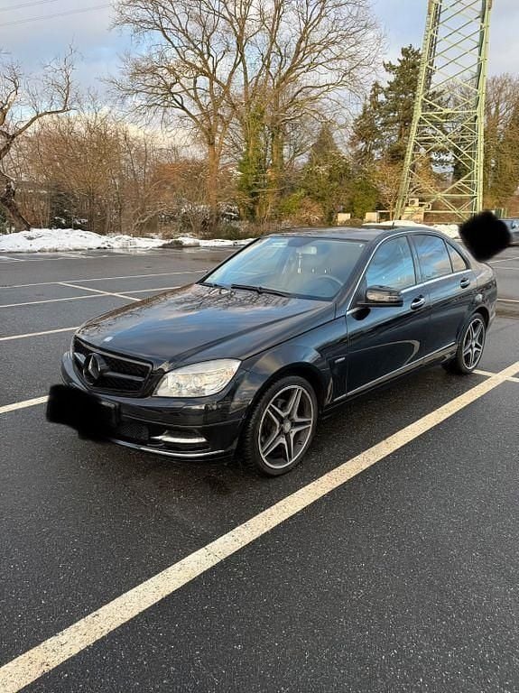 Gebraucht Mercedes C250 204 PS (150 kW) 2011 Schwarz Limousine