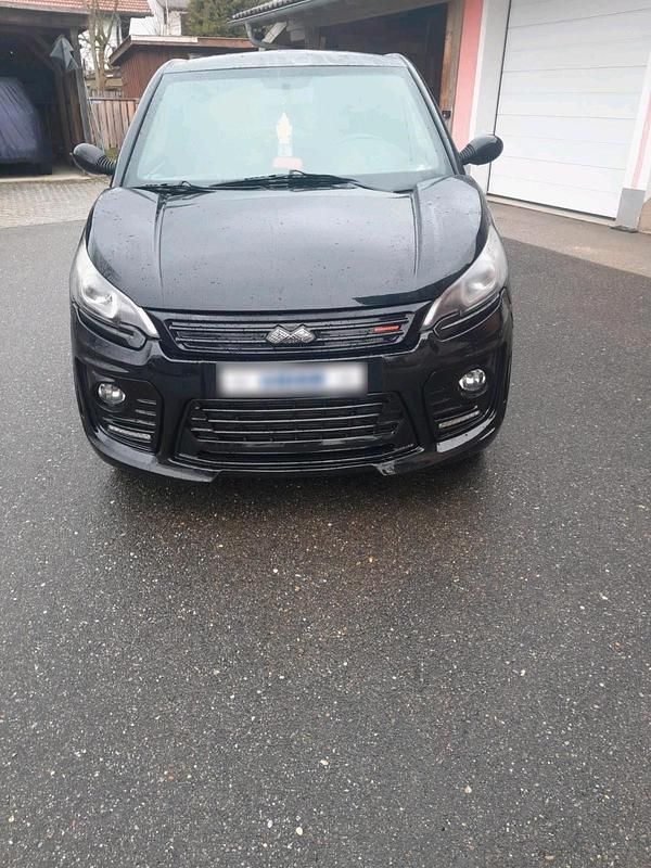 Gebraucht Ligier JS50 2021 Schwarz Kleinwagen