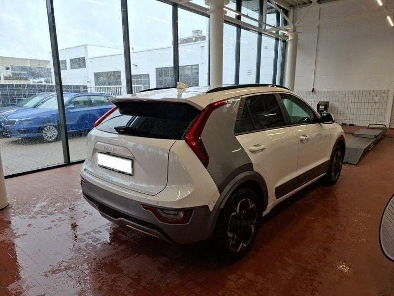 Gebraucht Kia e-Niro Inspiration 150 kW (204 PS) 2024 Weiß SUV