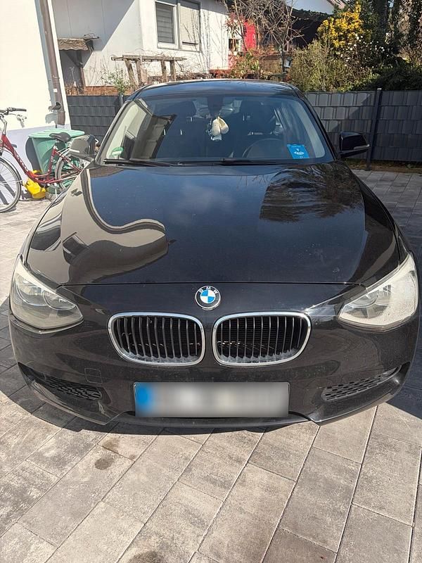 Gebraucht BMW 116 143 PS (105 kW) 2012 Schwarz Kleinwagen