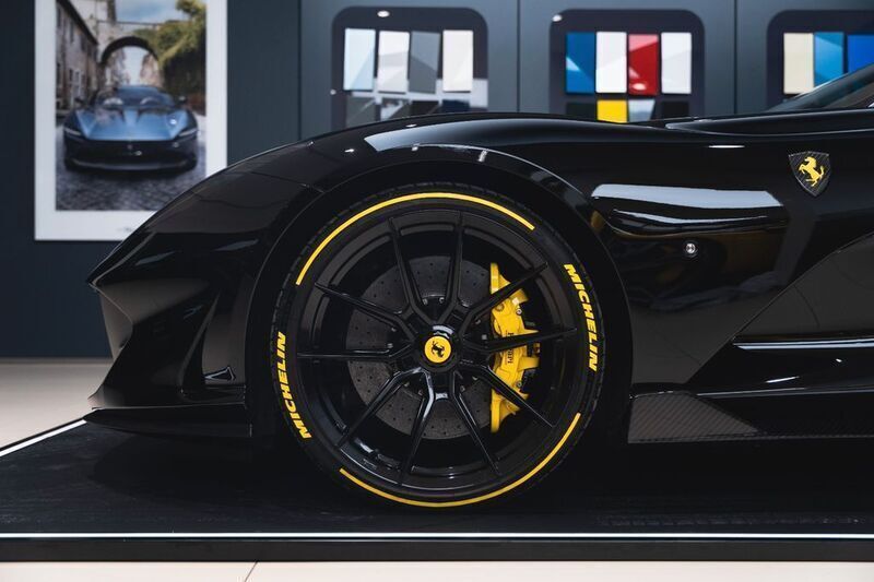 Gebraucht Ferrari 812 799 PS (587 kW) 2020 Schwarz