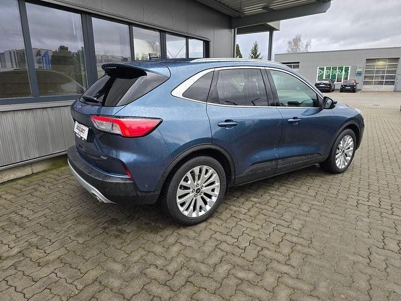 Gebraucht Ford Kuga Titanium 152 PS (111 kW) 2020 Blau SUV