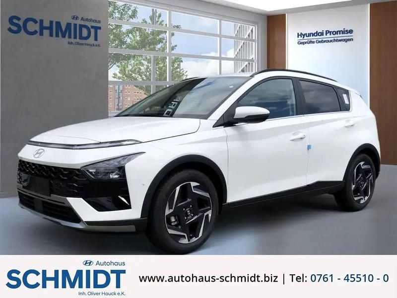 Atlas white / sol Gebraucht 2024 Hyundai Bayon Prime SUV | 22.980 € (Fairer Preis) - Bild 1/1