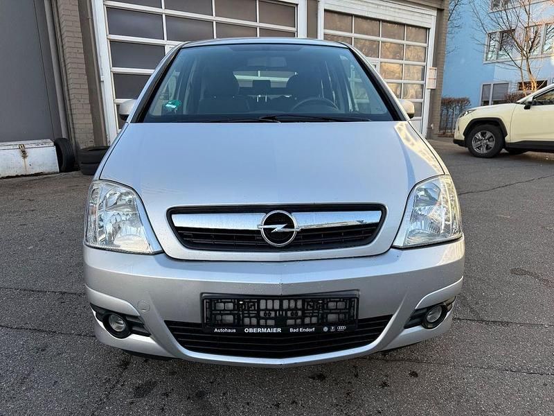 Gebraucht Opel Meriva Edition 101 PS (74 kW) 2009 Silber Van / Kleinbus