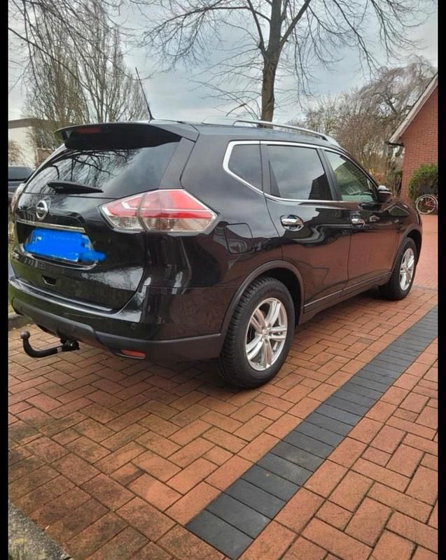 Schwarz Gebraucht 2014 Nissan X-Trail SUV | 11.000 € (Teuer) - Bild 1/2
