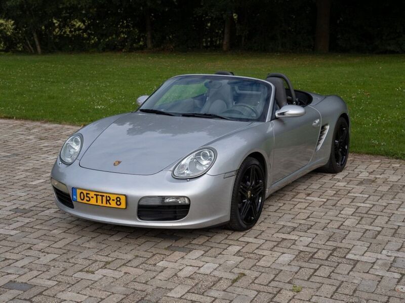 Grau Gebraucht 2005 Porsche Boxster Cabrio | 18.899 € (Teuer) - Bild 1/4