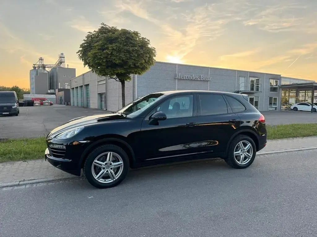 Gebraucht Porsche Cayenne 245 PS (180 kW) 2012 Schwarz SUV