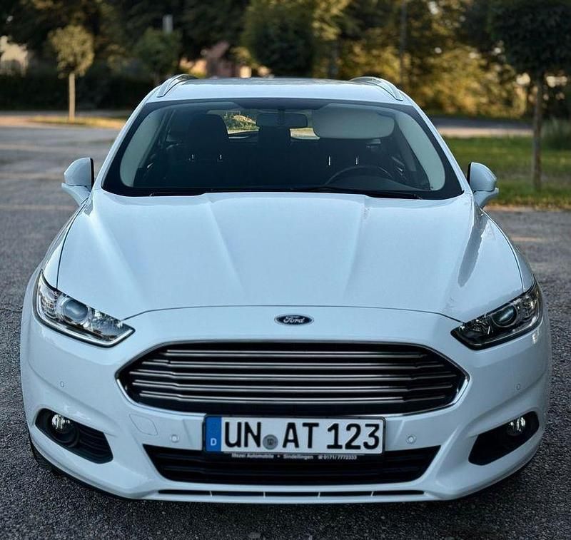Weiß Gebraucht 2017 Ford Mondeo Titanium Limousine | 13.000 € (Fairer Preis) - Bild 1/4