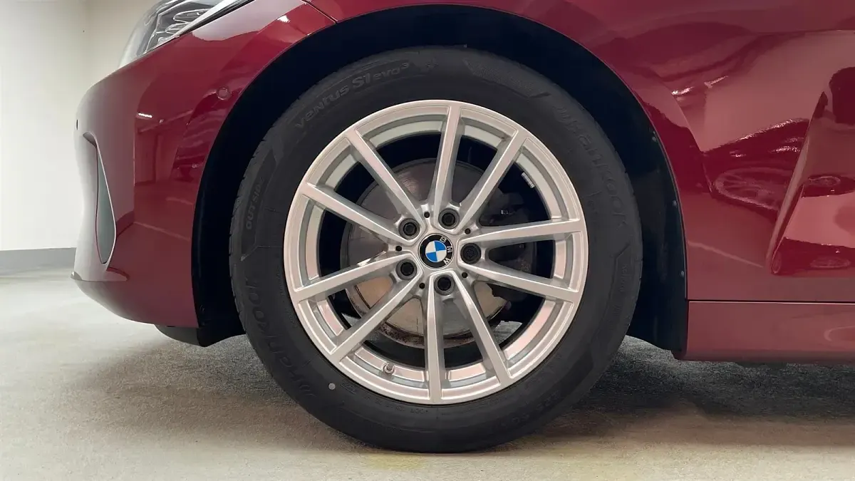 Second-hand BMW 420 Efficient Dynamics 184 CP (135 kW) 2023 Roșu Cabrio