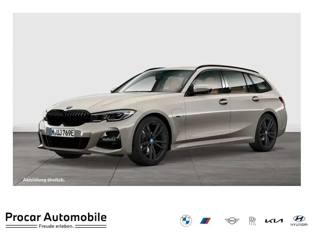 Gebraucht BMW 320e M Sport 204 PS (150 kW) 2022 Kombi