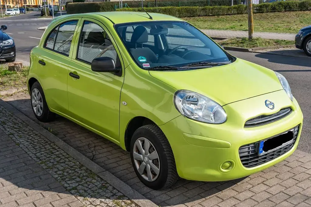 Gebraucht Nissan Micra Acenta 80 PS (58 kW) 2011 Grün Kleinwagen