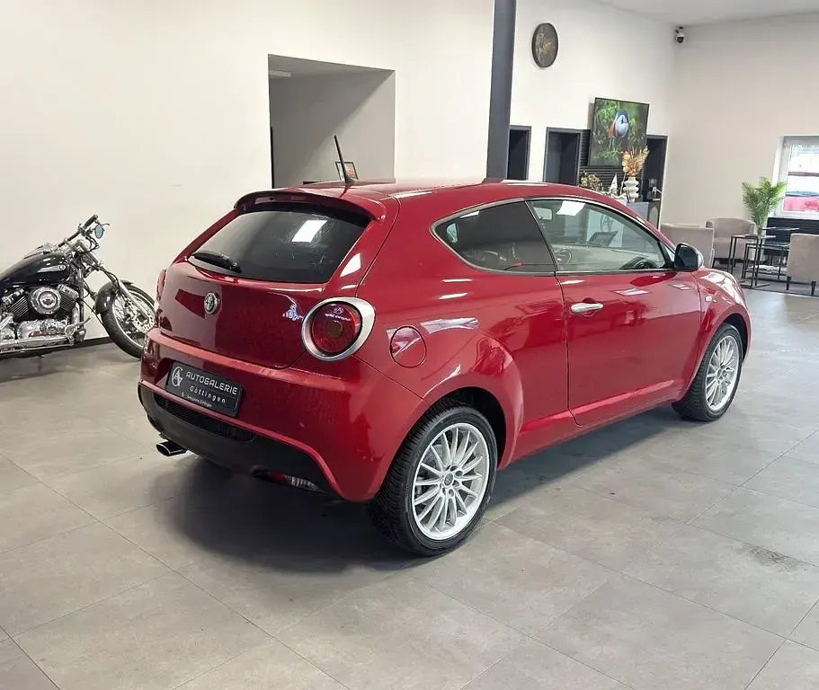 Gebraucht Alfa Romeo MiTo Turismo 105 PS (77 kW) 2013 Rot Kleinwagen