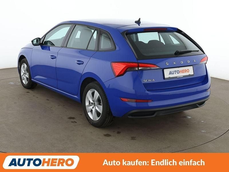 Gebraucht Skoda Scala Cool Plus 95 PS (69 kW) 2020 Blau Kleinwagen