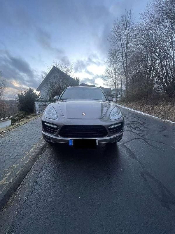 Gebraucht Porsche Cayenne Turbo 500 PS (367 kW) 2010 Braun SUV