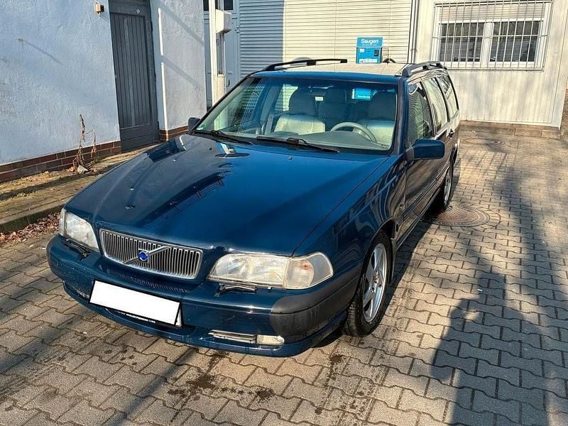 Gebraucht Volvo V70 239 PS (175 kW) 1999 Blau Kombi