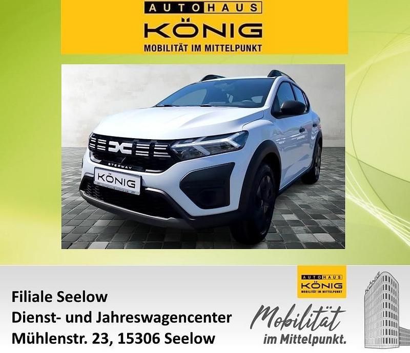 Neu Dacia Sandero Essentiel 67 PS (49 kW) 2025 Weiß Limousine