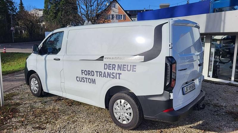 Gebraucht Ford Transit Custom 110 PS (80 kW) 2024 Frostweiß Van / Kleinbus